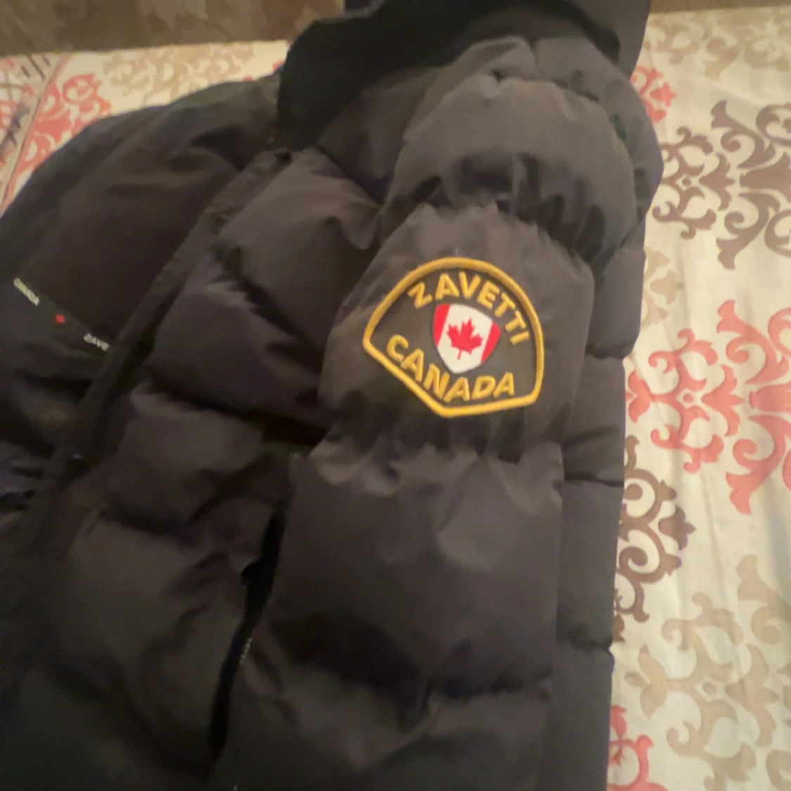 Svart pufferjacka från Zavetti Canada - 1