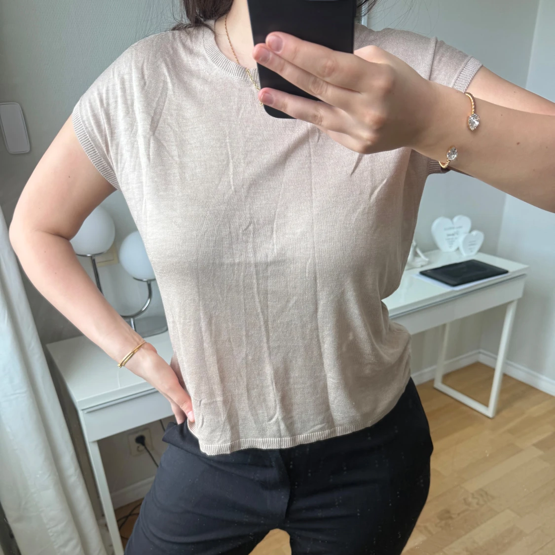 Beige kortärmad topp