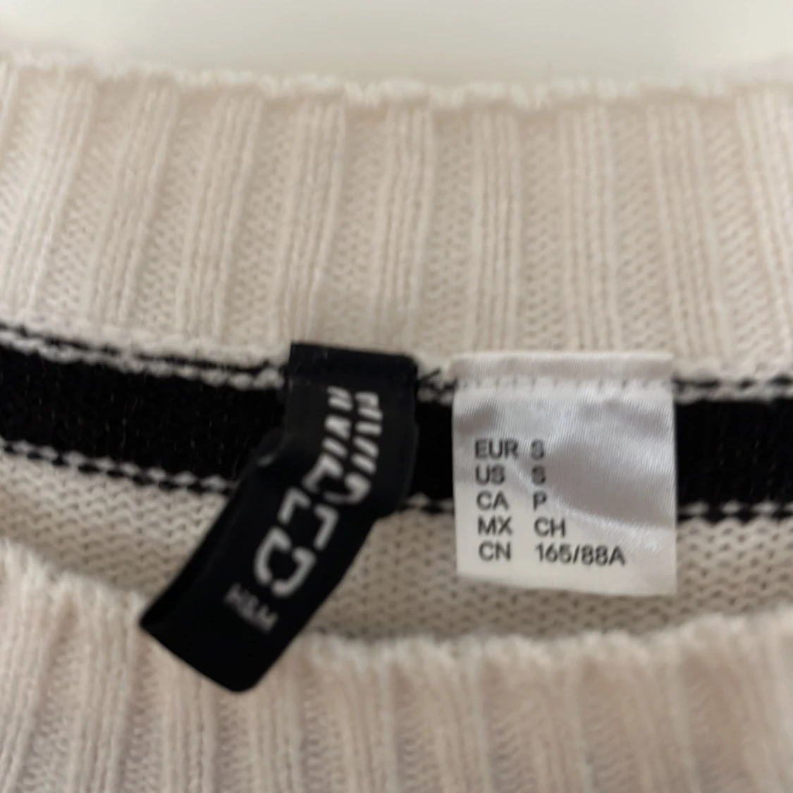 Randig croppad topp från H&M - 2