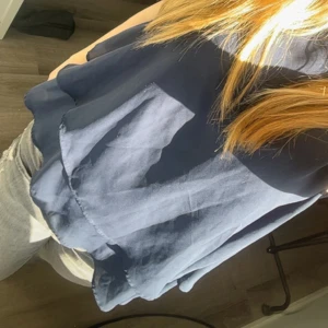 Söta toppar - Säljer dess söta toppar då den inte används. Köpt från sellpy med lappen kvar, aldrig använd❤️ vet ej märke, köp en för 75 eller båda för 100kr❤️
