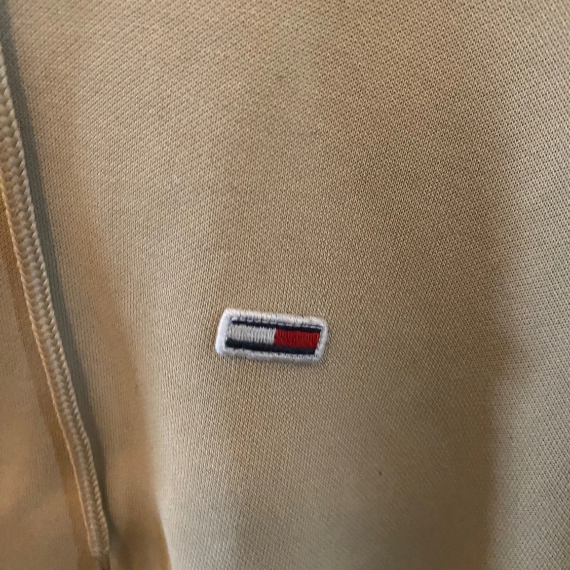 Beige hoodie från Tommy Jeans - 3