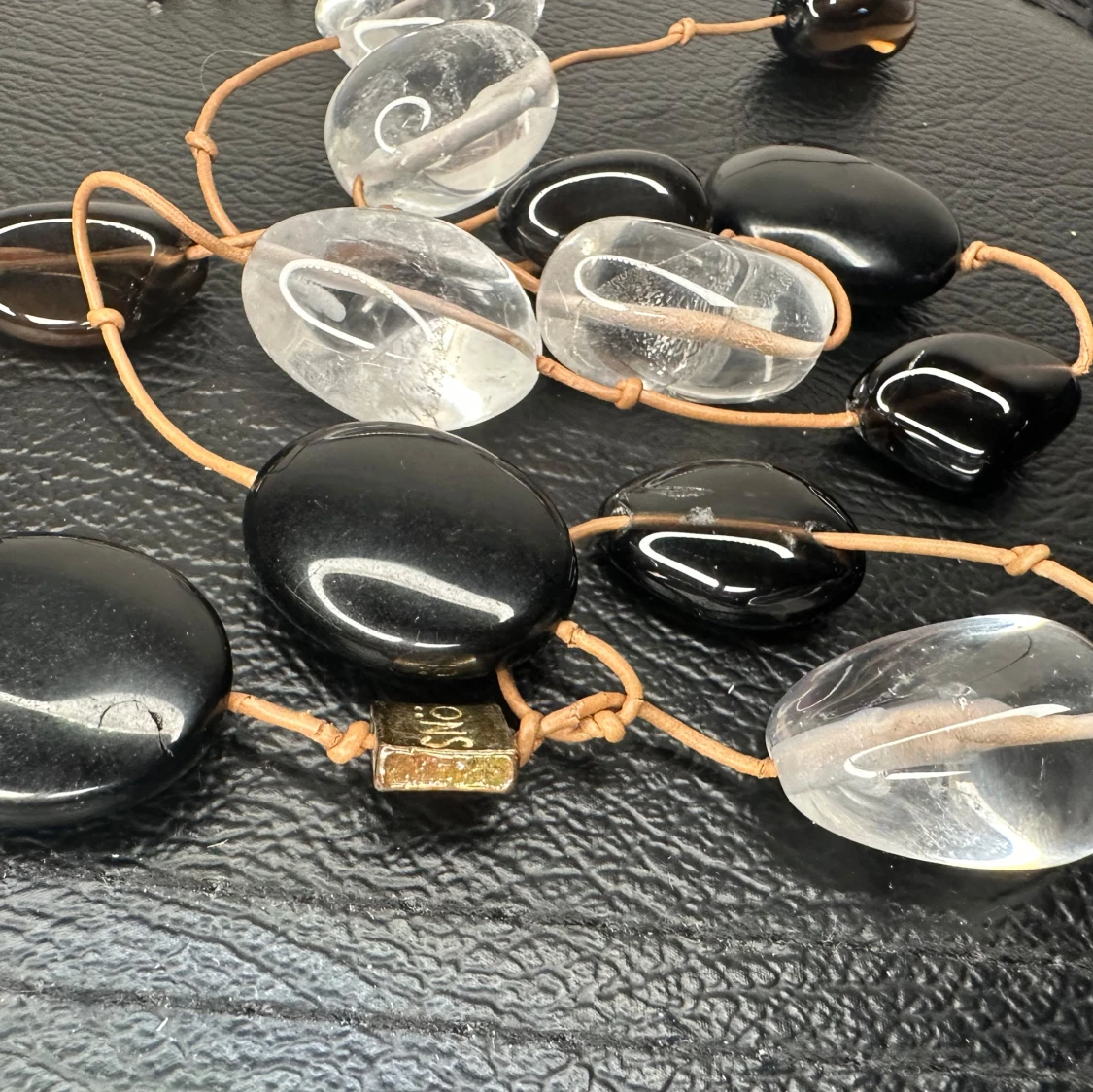 100 cm långt vintagehalsband från SNÖ of Sweden med läder & äkta ädelstenar - Bergskristall, svart onyx & rökkvarts - Med originalask & tag  - 3