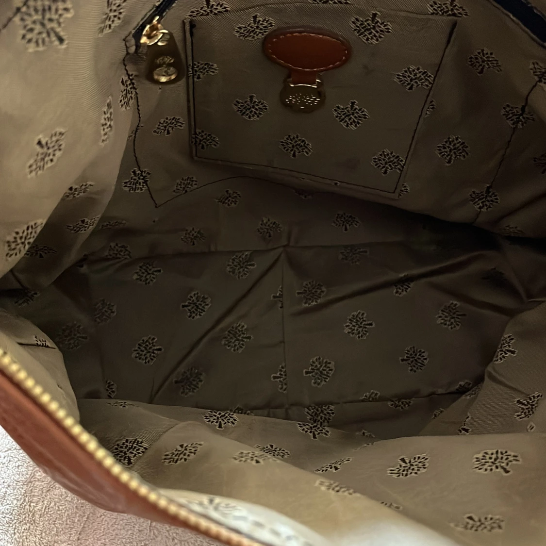 Brun axelväska från Mulberry i skinn - 2