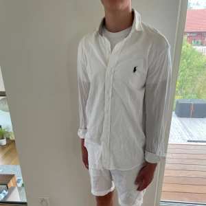 Polo Ralph lauren skjorta  - Säljer nu denna Polo Ralph lauren skjorta, skriv för fler bilder/frågor🙌🏼