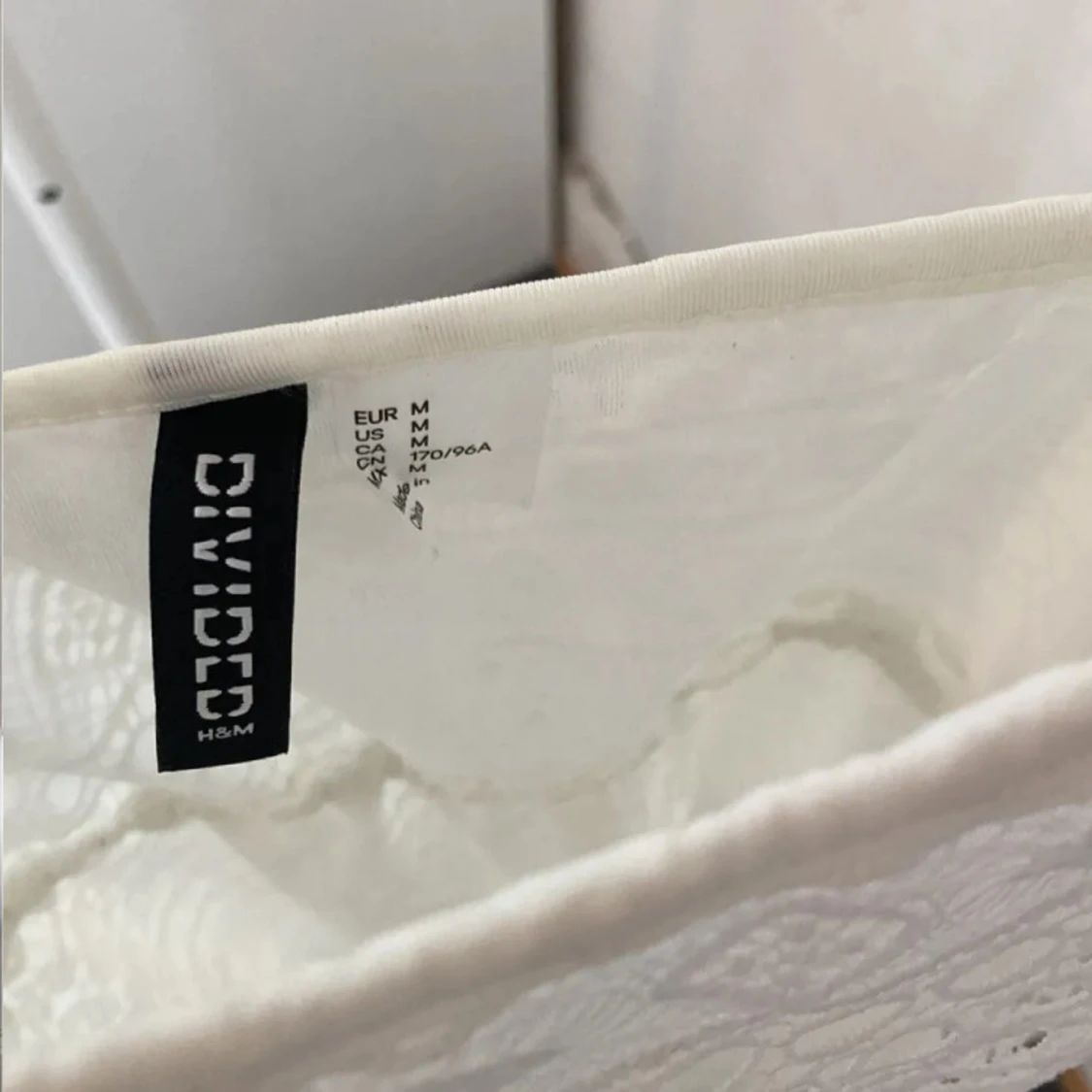 Vit spetsklänning från H&M Divided - 2