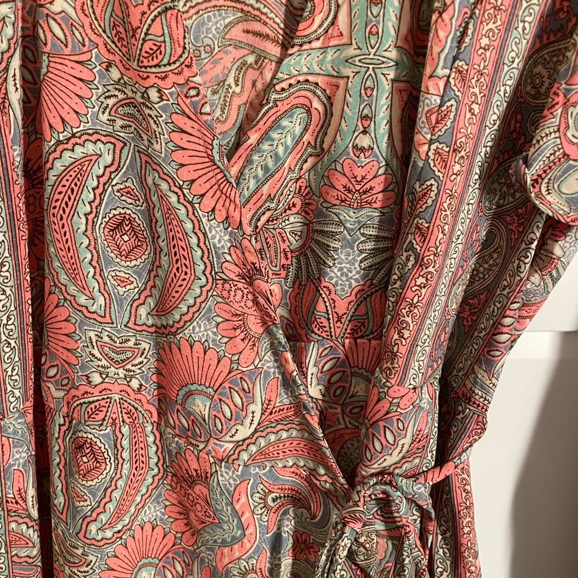 Så fin mönstrad klänning  - 1