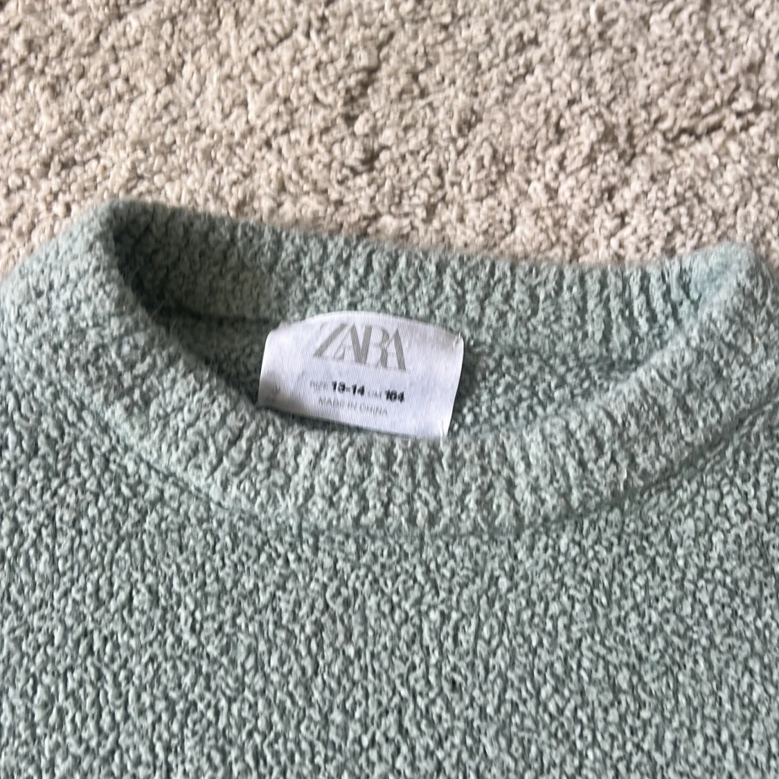 Ljusgrön stickad tröja från Zara - 1