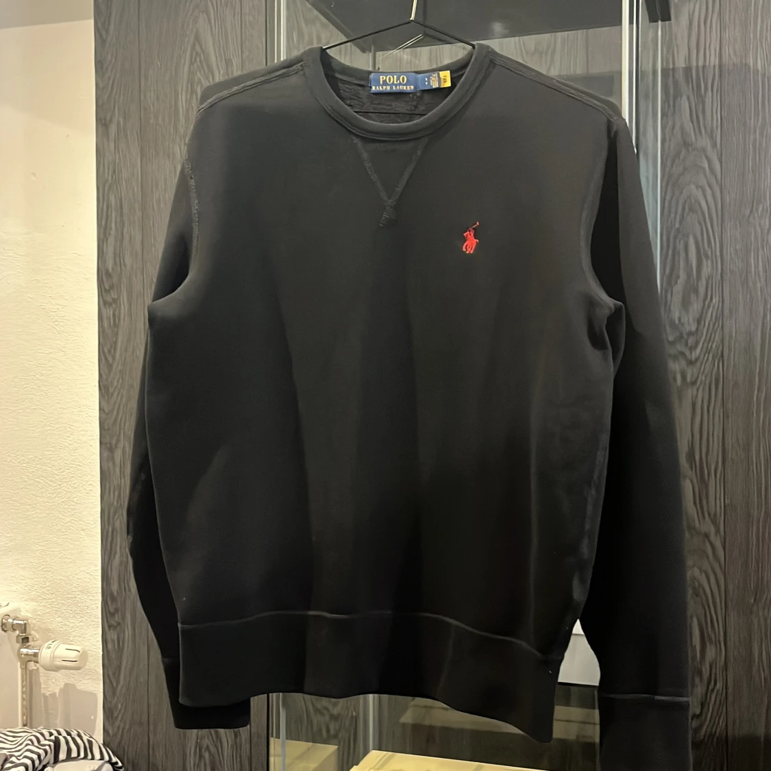 Ralph lauren tröja och en j lindberg tröja  - 1