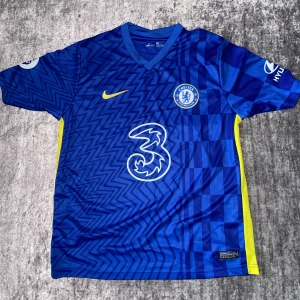 Chelsea matchtröja lukaku #9 -storlek S - Storlek S. Fin replika. Helt ny och är i gott skick . Pris: 349:-. Skickas direkt inom 24h