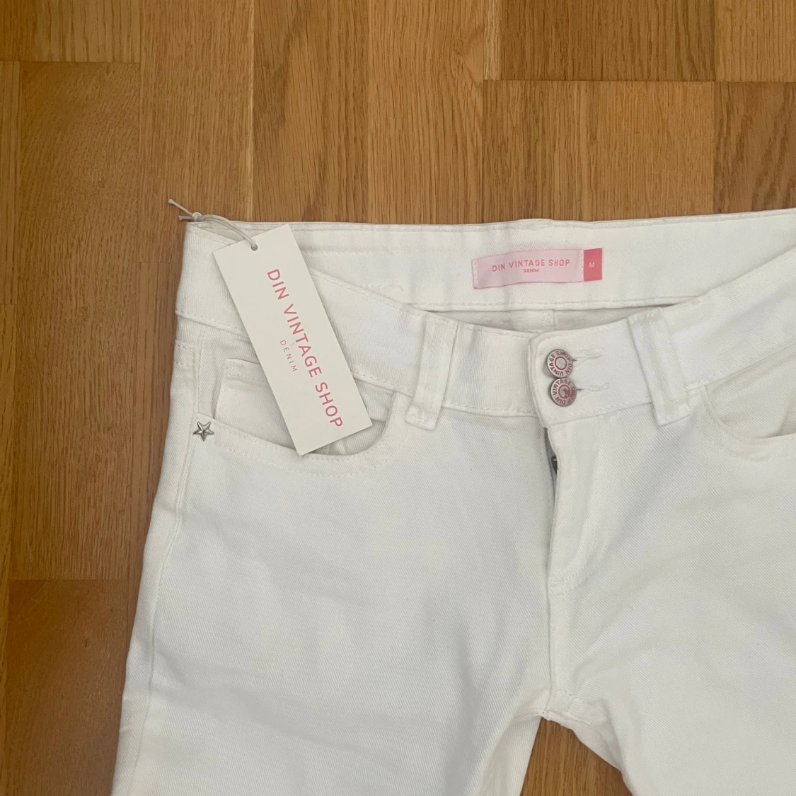 Vita bootcut jeans från Din Vintage Shop - 2