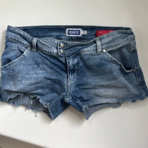 Jeansshorts  - I bra skick
