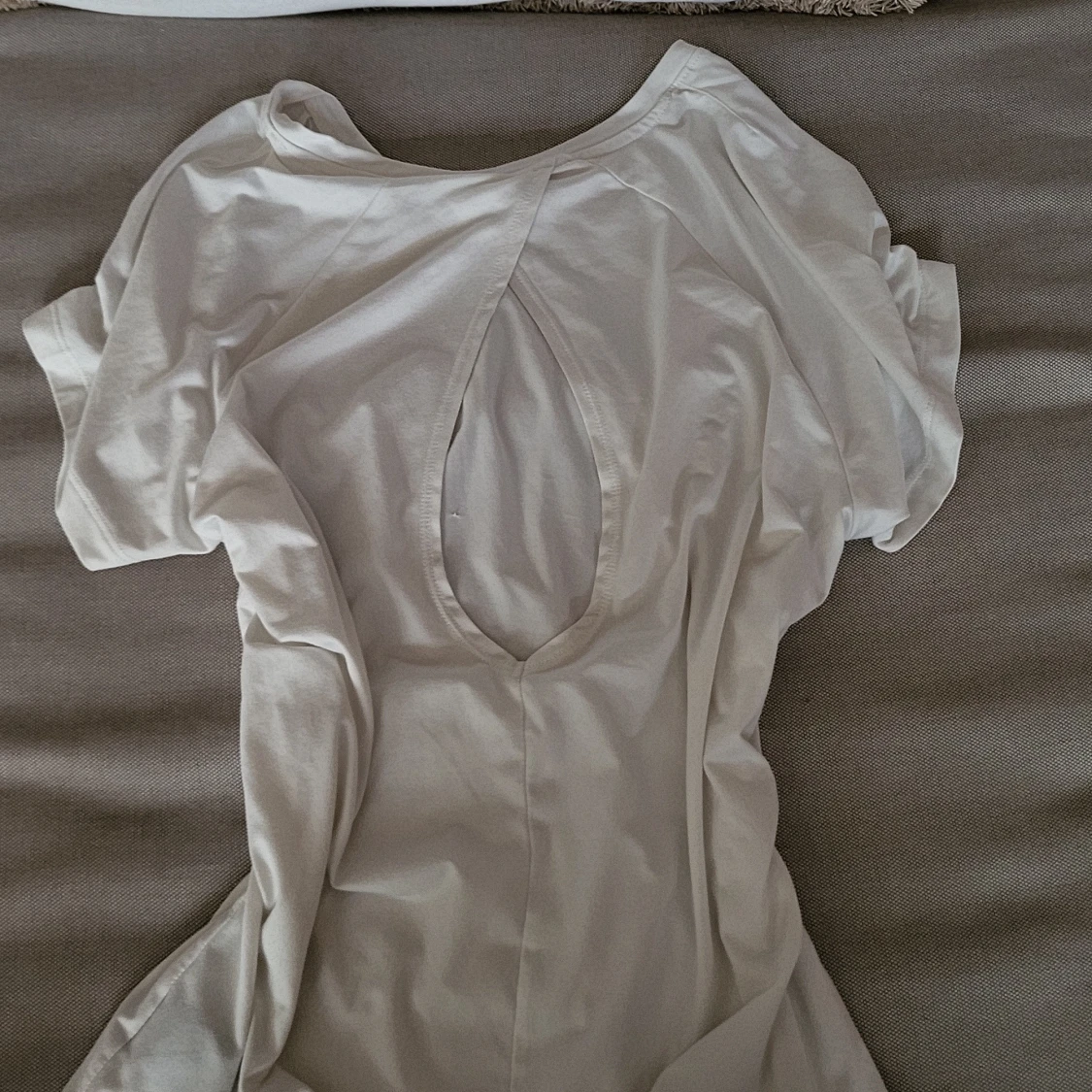 Vit topp med öppen rygg Energetics - 1