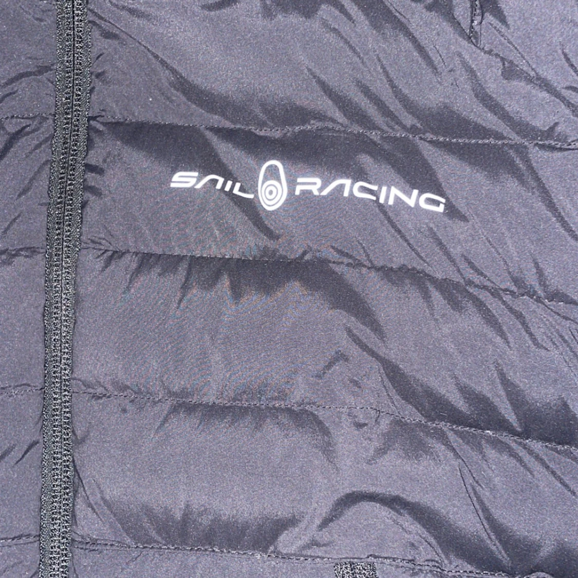 Svart pufferjacka från Sail Racing - 1