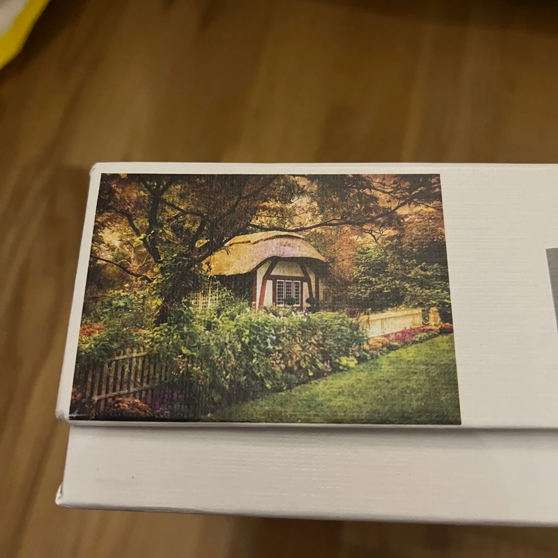 English Cottage in the Woods - 1000-bitar pussel - 2