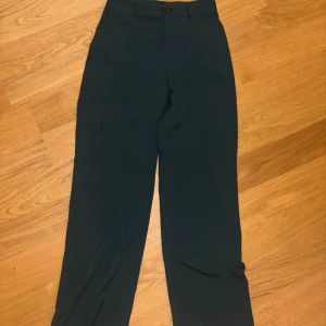 Kostymbyxa - Fint skick 