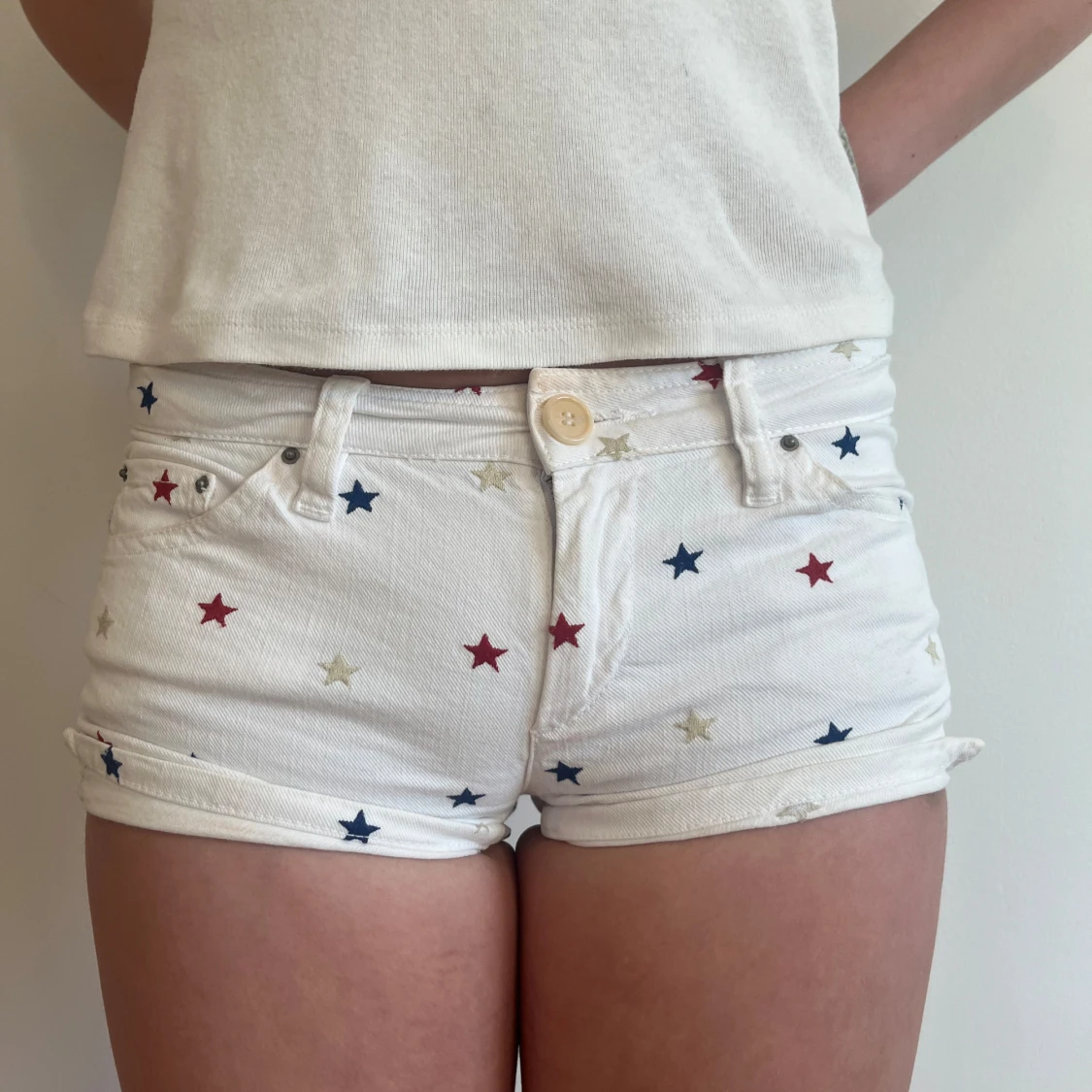 Low waist vintage jeansshorts  - 1