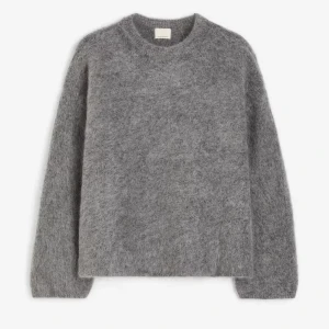 Mohair tröja  - Säljer mysig tröja i mohair! Köpt för 700, slutsåld!🥰