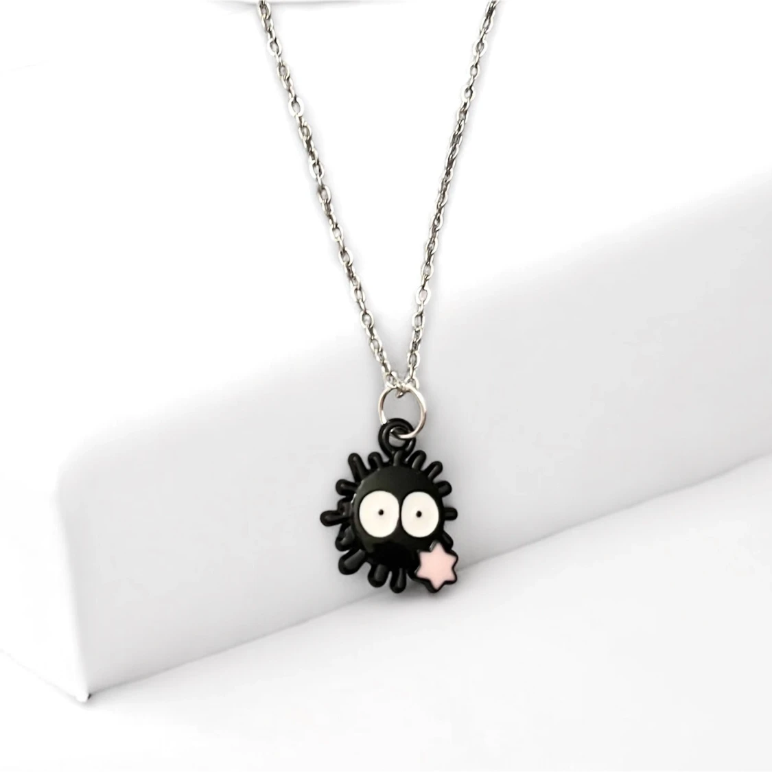 Susuwatari Halsband Studio Ghibli Halsband