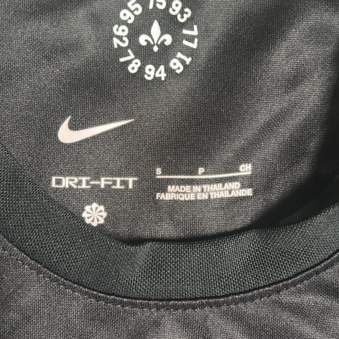 Svart PSG 21/22 fotbollströja från Nike - 1