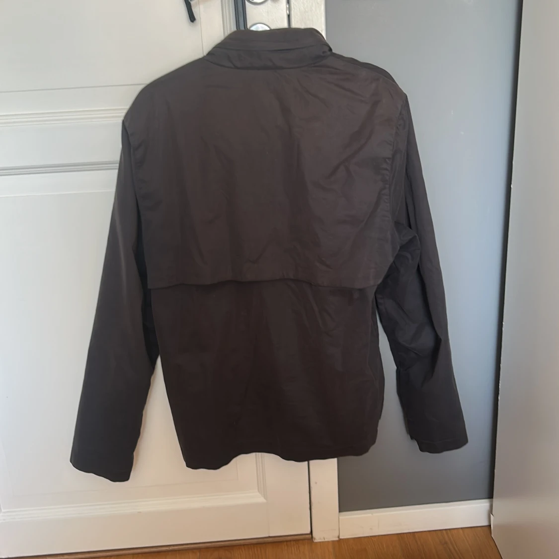 Mörkbrun jacka från Lyle & Scott - 1