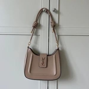 Ysl väska  - Liknande ysl väska 