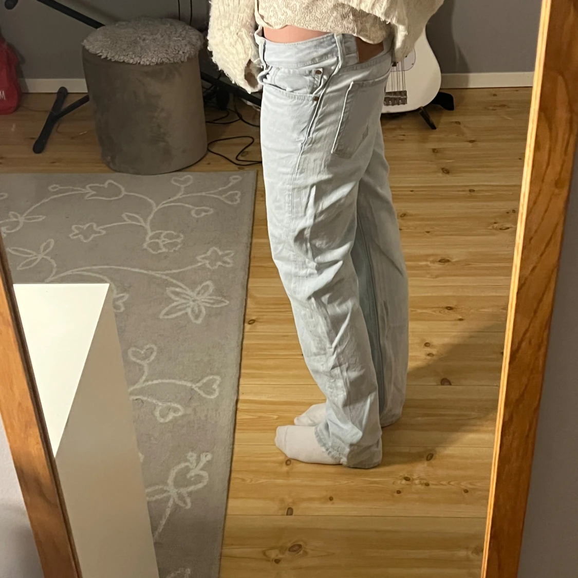 Ljusblå bootcut jeans