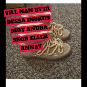 Beiga inuikii - Andvända men inga större deffekter. Storlek 38 men passar 39. Det går också bra att köpa
