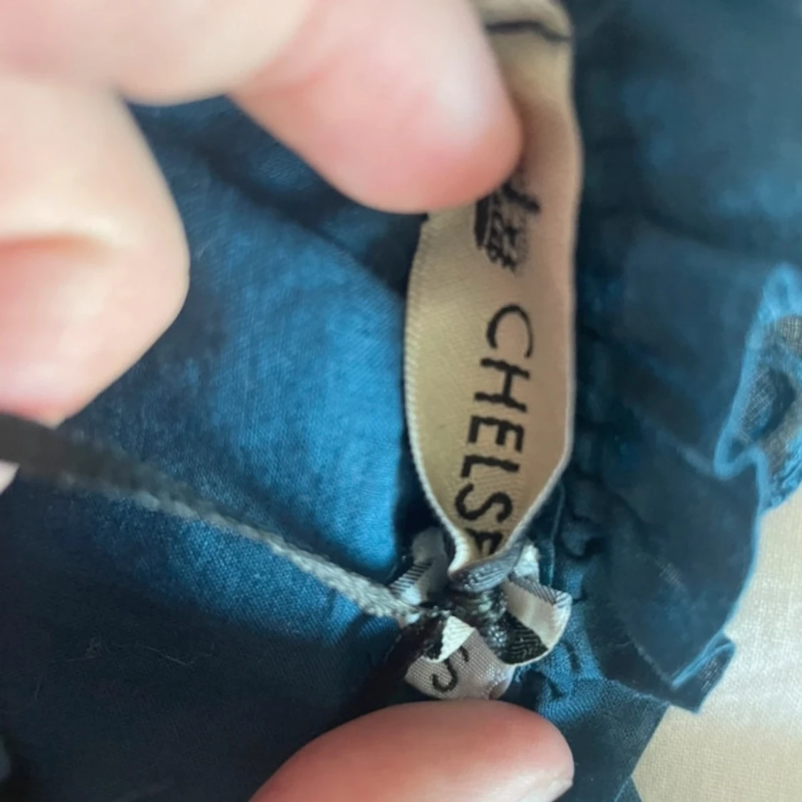 Mörkblå blus från Chelsea - 3