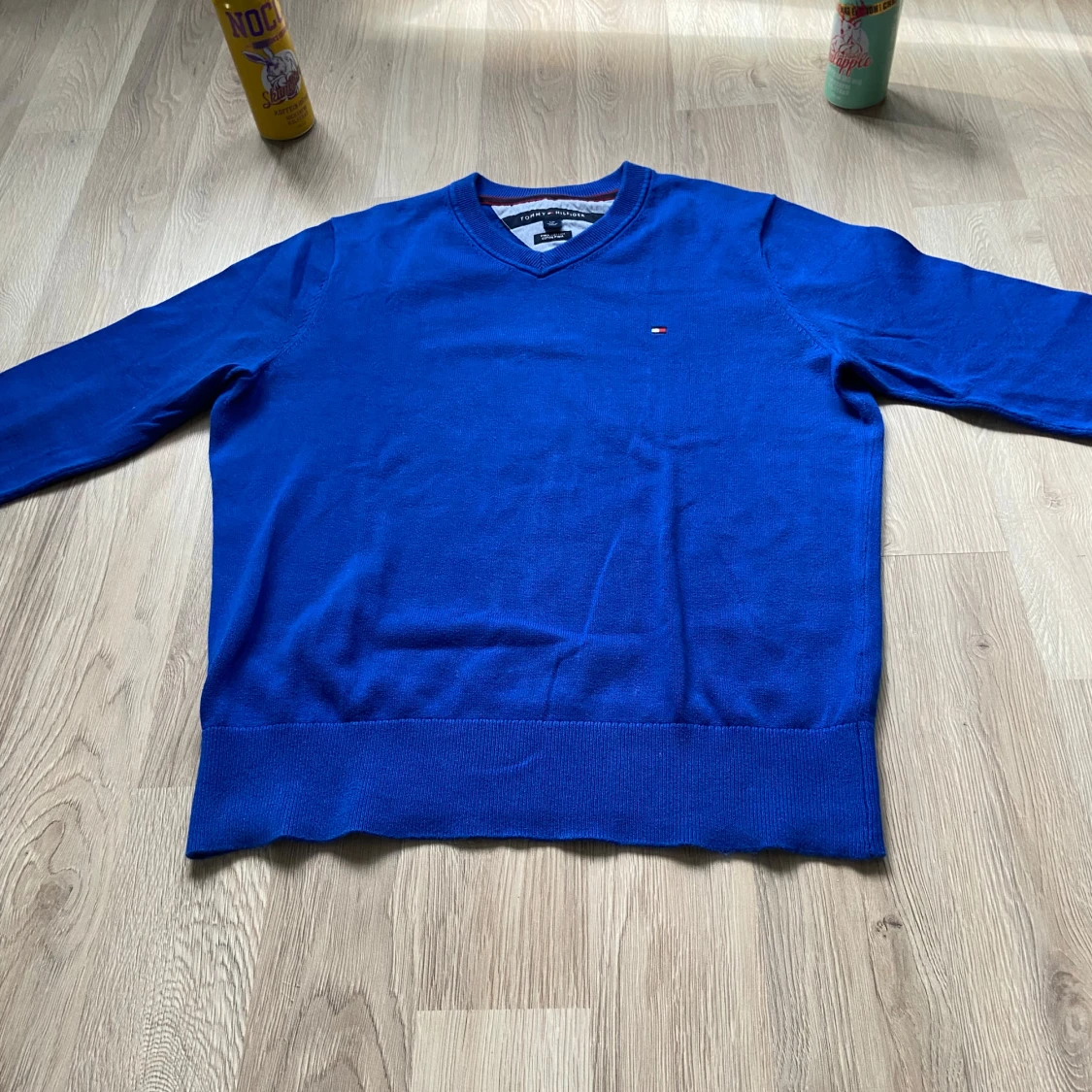 Blå tröja från Tommy Hilfiger - 1