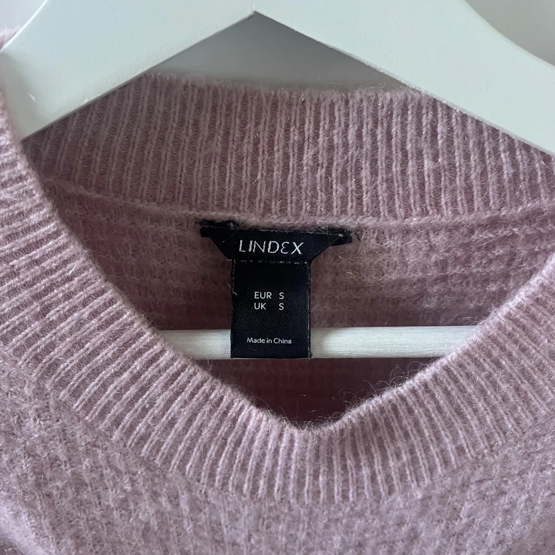 Rosa stickad tröja från Lindex - 1