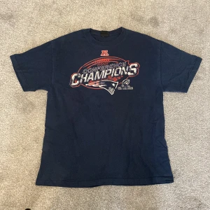 Conference Champions t-shirt - T-shirt med tryck 2011 Conference Champions.