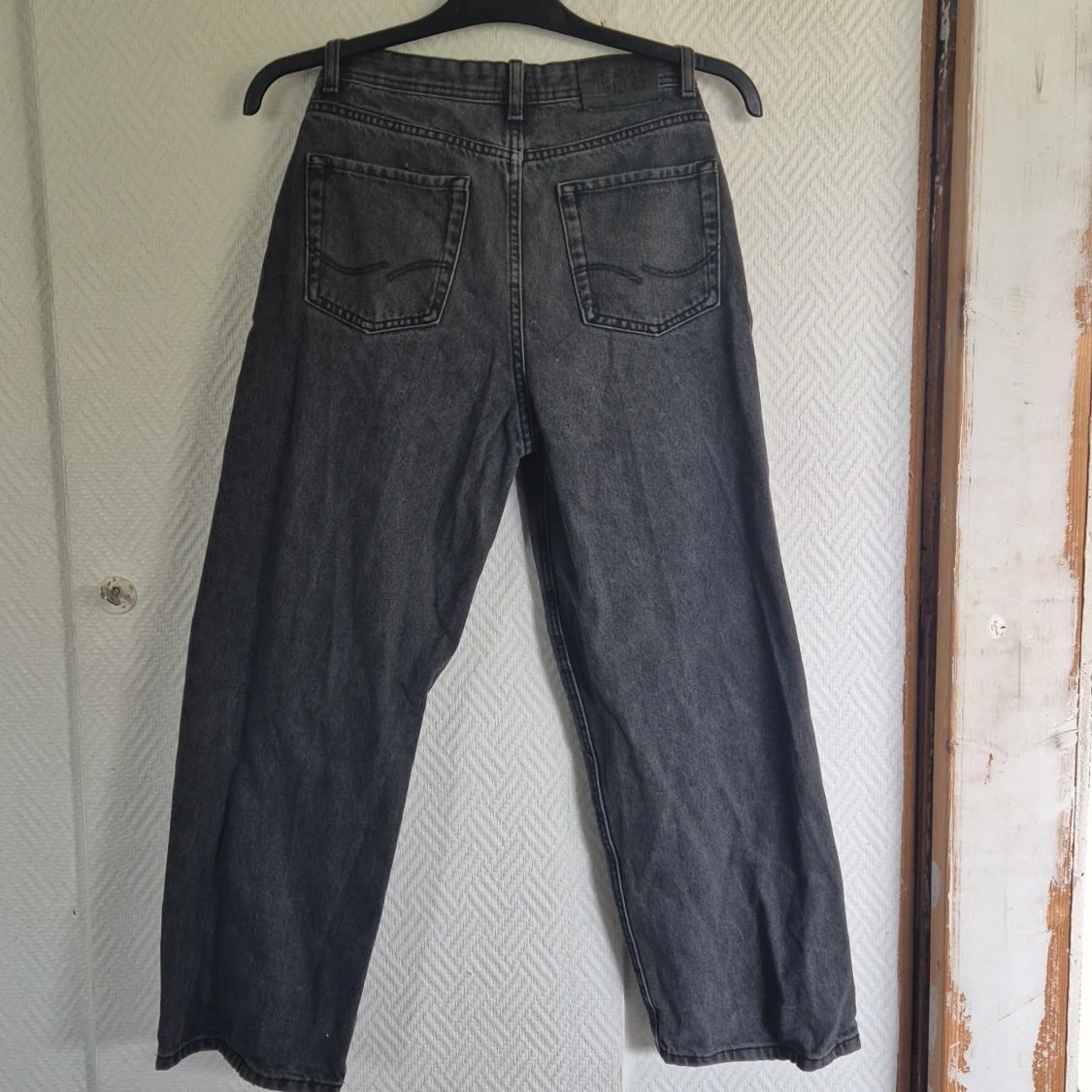 MörkGrå/svart  jeans från Jack & Jones - 1