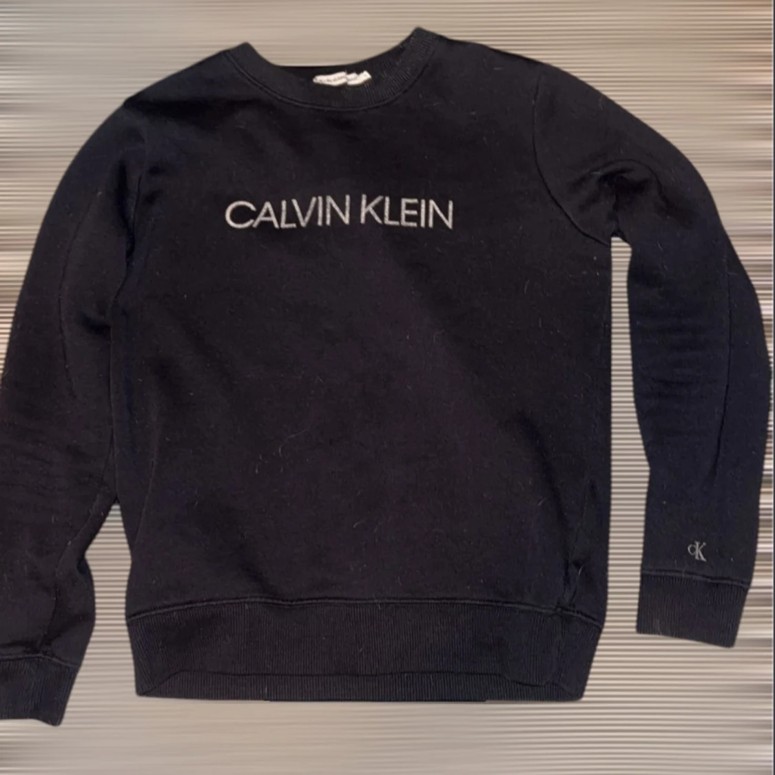 Svart sweatshirt från Calvin Klein