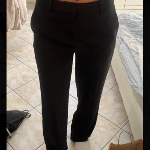 Kostymbyxor - Kostymbyxor från Ginatricot