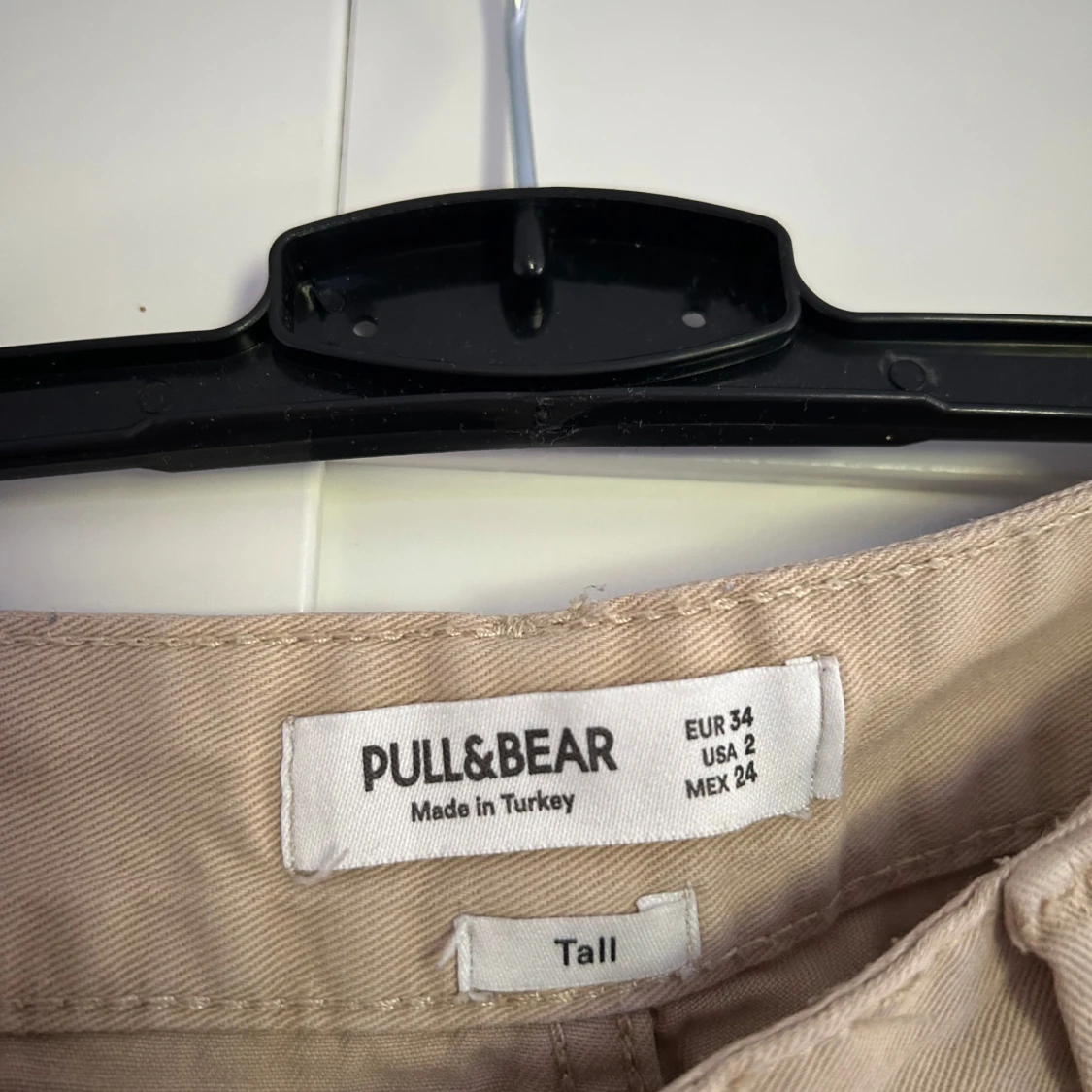 Beiga cargobyxor från Pull&Bear - 2