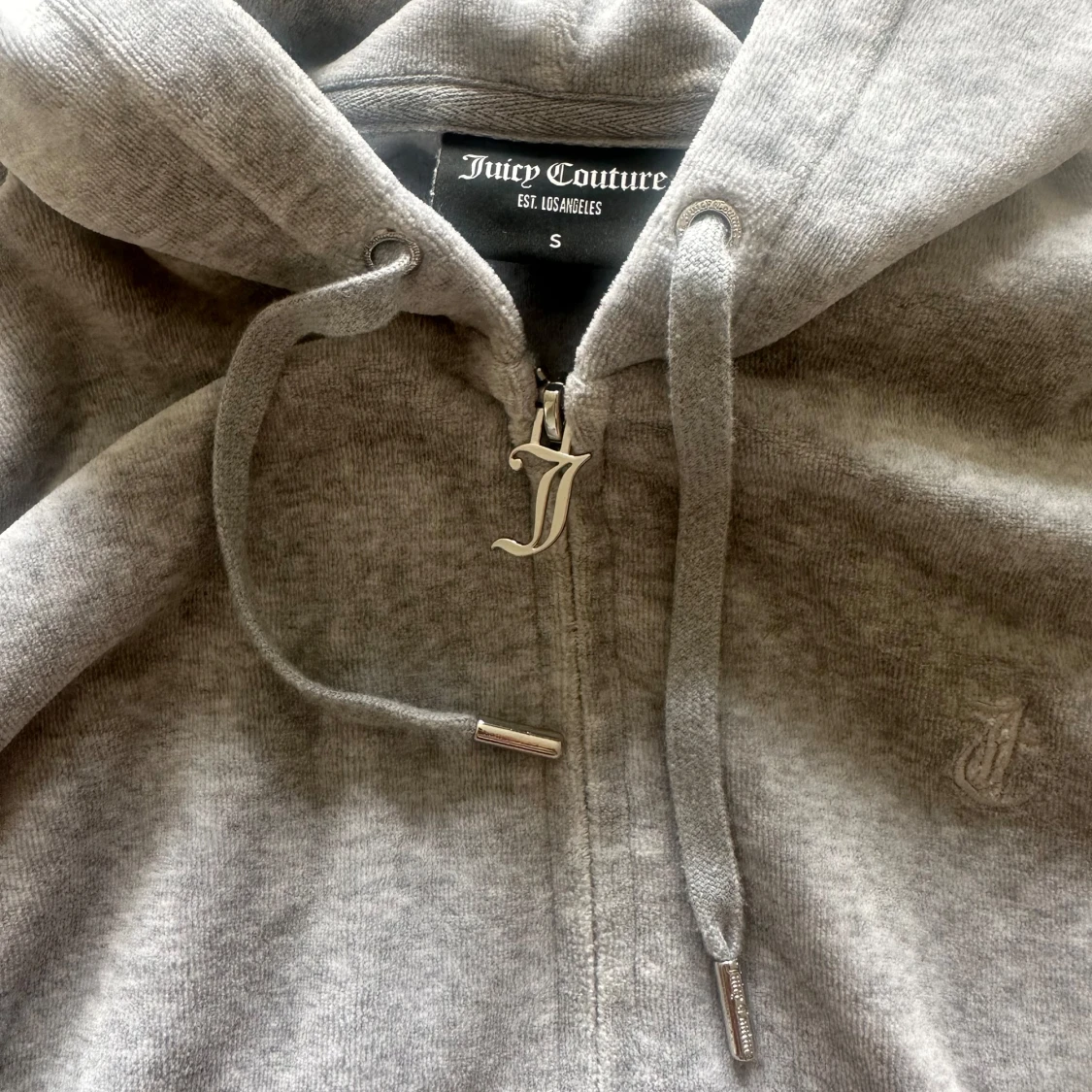 Grått mjukissätt från Juicy Couture - 4