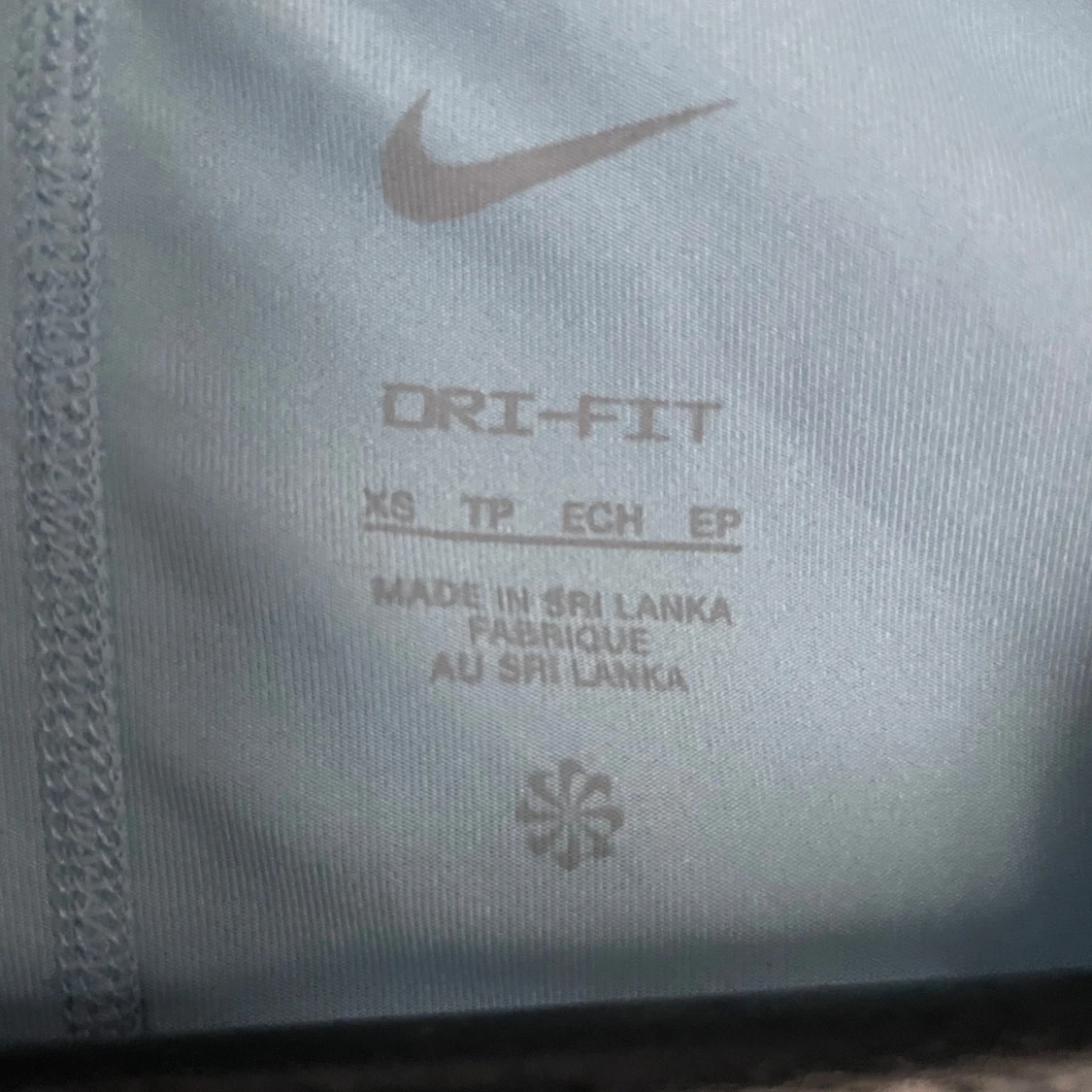 Ljusblå Nike t-shirttt - 3