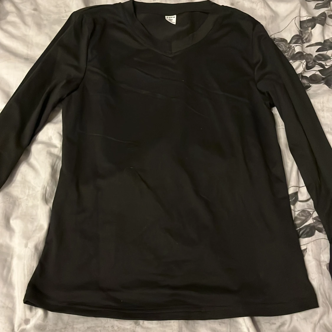 2-pack långärmade v-ringade tröjor Shein