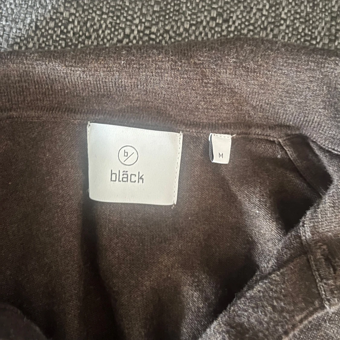 Brun långärmad pikétröja från Bläck - 2