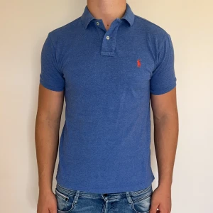 Ralph Lauren piké slim fit  - Ralph Lauren | Mycket bra skick | Size - S | Nypris 1600 mitt pris 499 | Hör av dig vid minsta fråga eller fundering📩