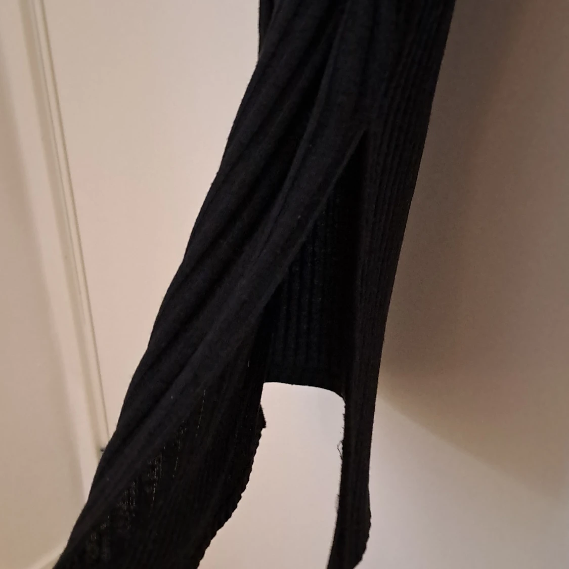 Svart ribbad långklänning NA-KD XS - 4