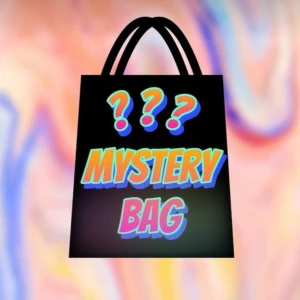 Mystery bag & presentkort - I denna mystery bagen kommer det innehålla ett presentkort❣️Och även en del snacks och lite kläder om man vill. Pris kan diskuteras och kom privat för frågor🩷