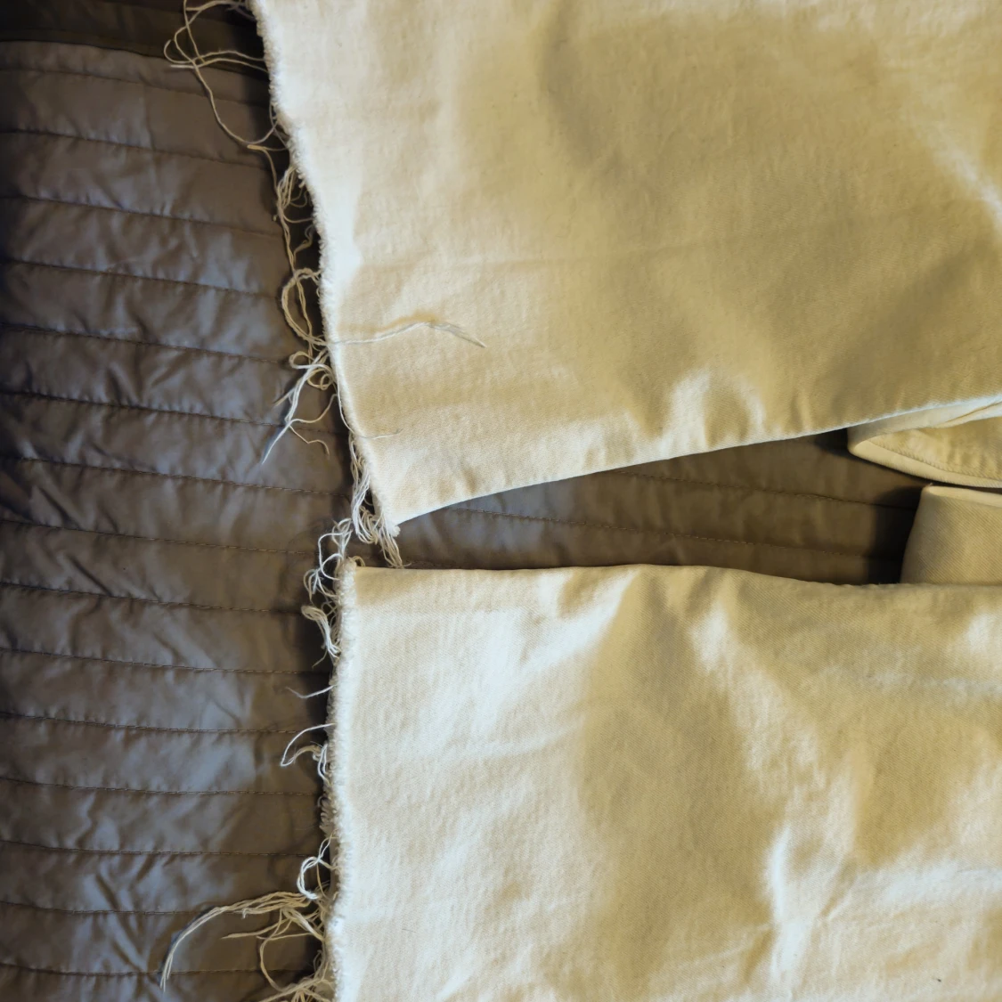 Vita jeans Lane från 157 med rå kant - 1