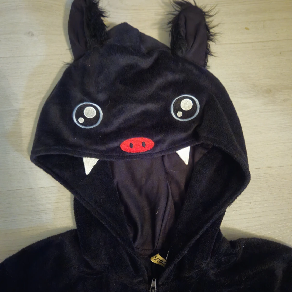 Svart fladdermusdräkt från Divided XS/S - 2