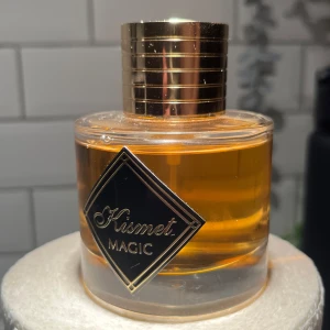 Kismet magic - Luktar precis som Angels share och mängd enligt bild. Kan oxå ta byten.