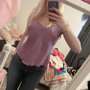 Satim topp - Snygg å skön men kommer inte till användning  skriv om ni undrar nått 🫶🏻