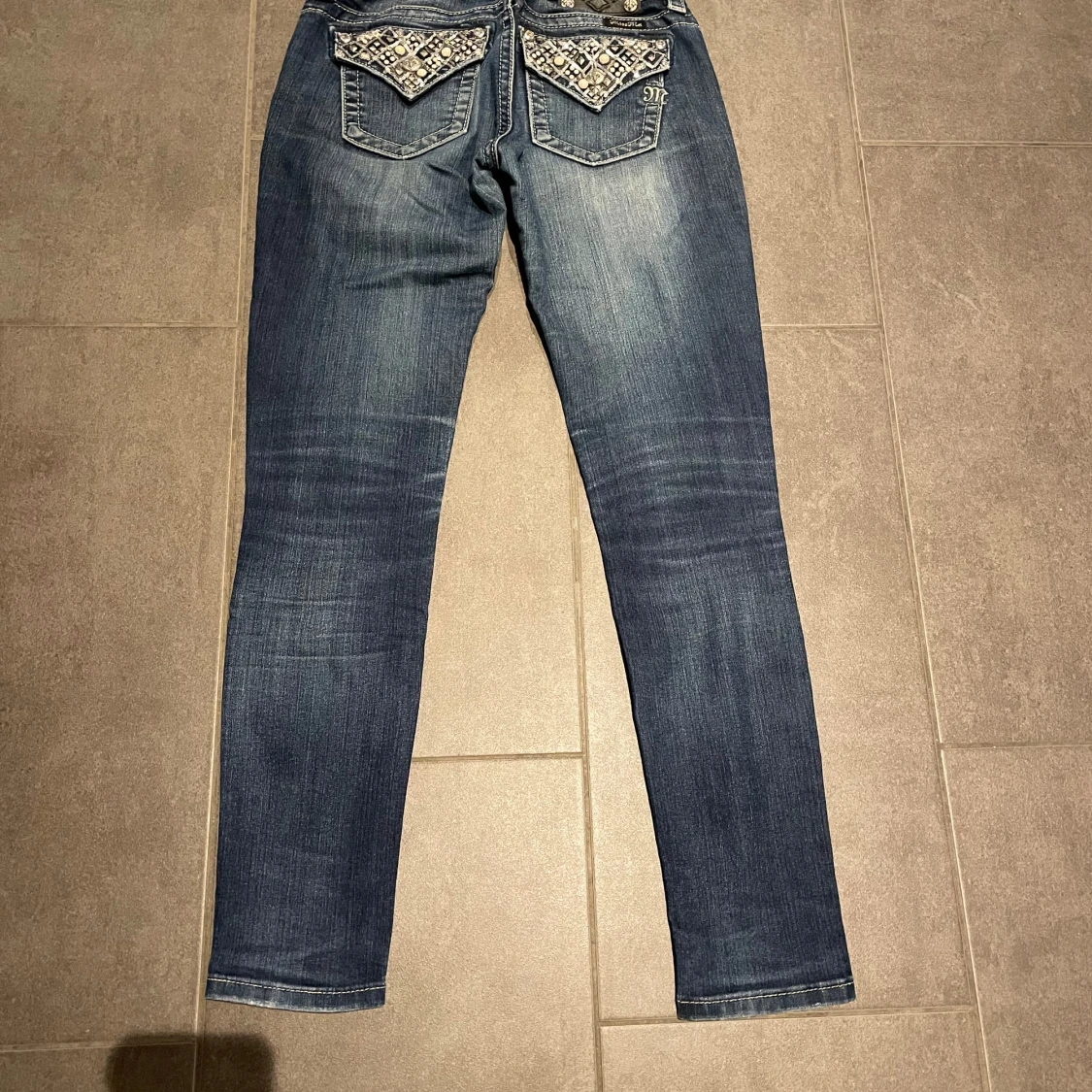 Miss Me skinny jeans med pärldetaljer - 1