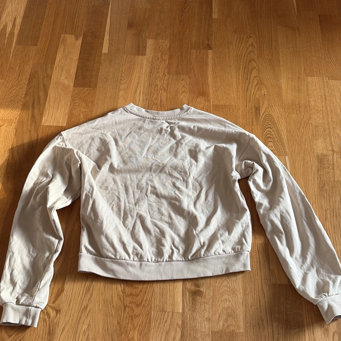 Beige sweatshirt PARIS från Only Young - 1
