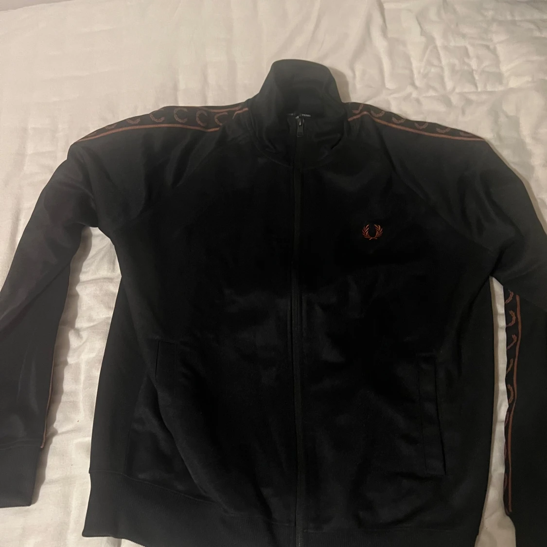 Svart Fred Perry track jacket