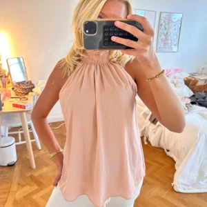 festtopp - jättefin topp perfekt för fest❣️❣️❣️